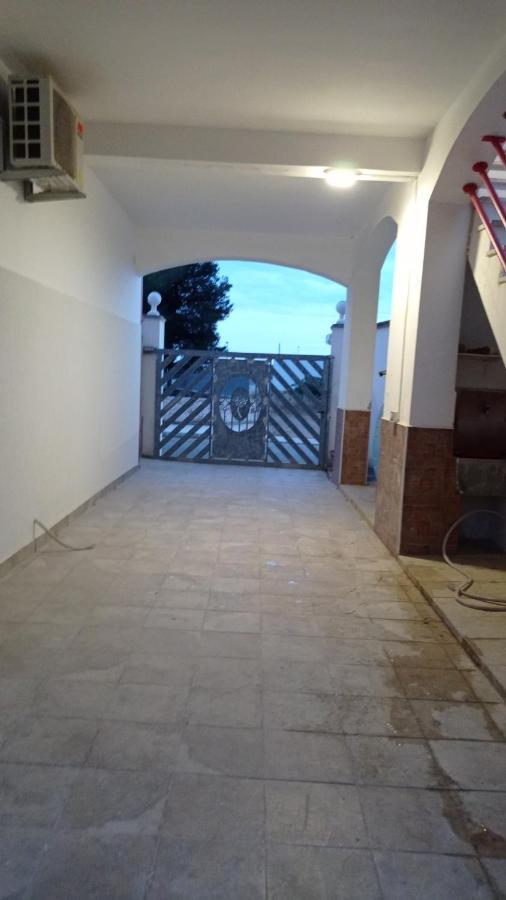 Villa Angela Chiara Порто Чезарео Екстериор снимка