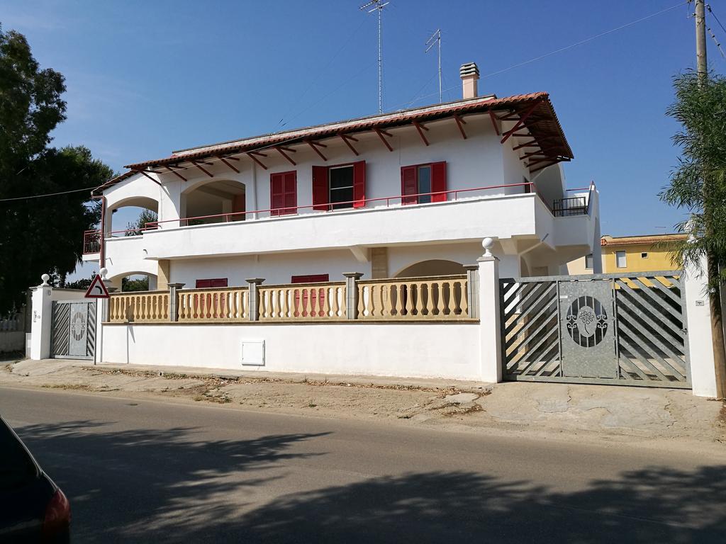 Villa Angela Chiara Порто Чезарео Екстериор снимка