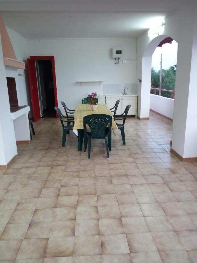 Villa Angela Chiara Порто Чезарео Екстериор снимка